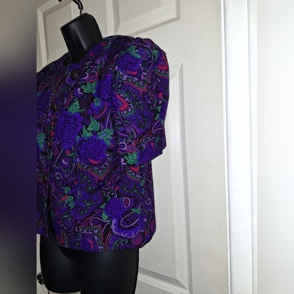 Damson 2 piece skirt suit size 16 - Picture 2 of 9